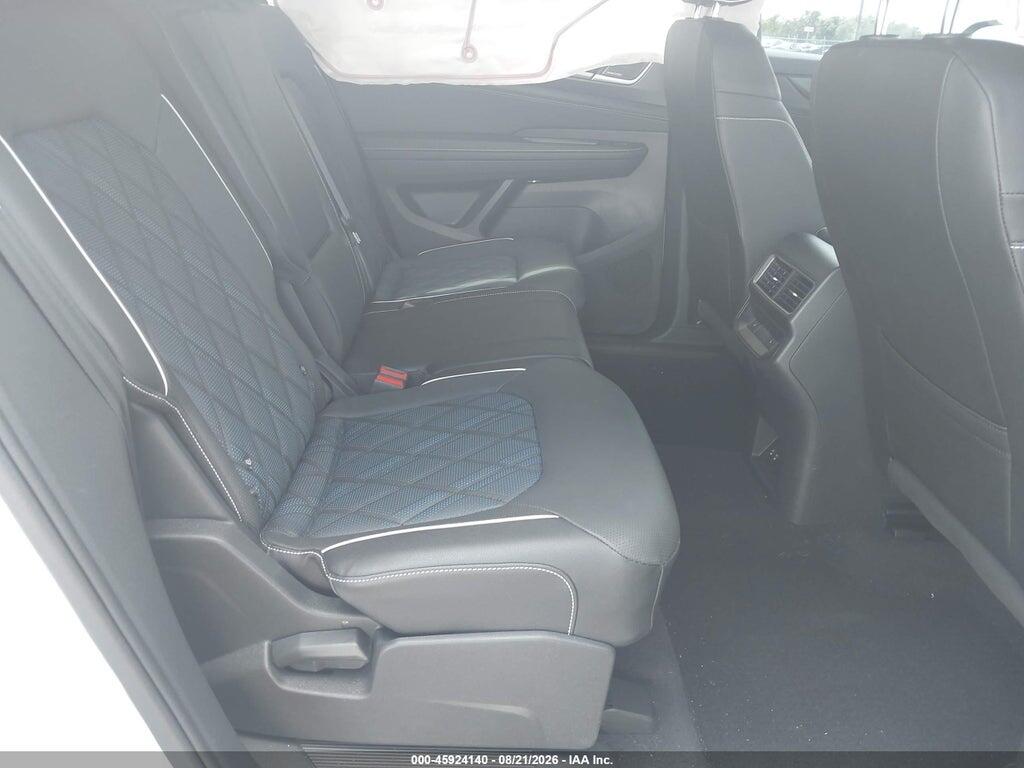 1V2FC2CA6TC207866 2026 VOLKSWAGEN ATLAS CROSS SPORT photo no. 8