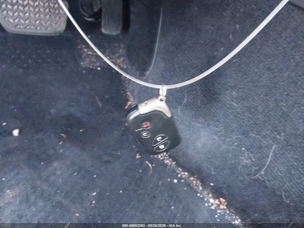 JTHBE5C28A5023632 2010 LEXUS IS 350 photo no. 11