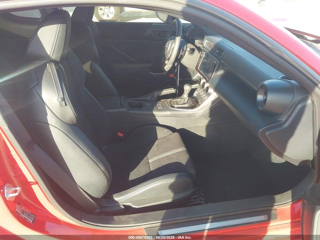 JF1ZNBE16S8760689 2025 TOYOTA GR86 photo no. 5