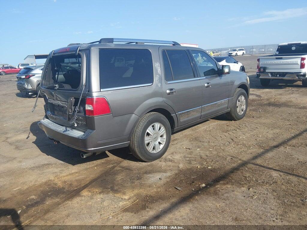 5LMJJ2J53AEJ03353 2010 LINCOLN NAVIGATOR photo no. 4