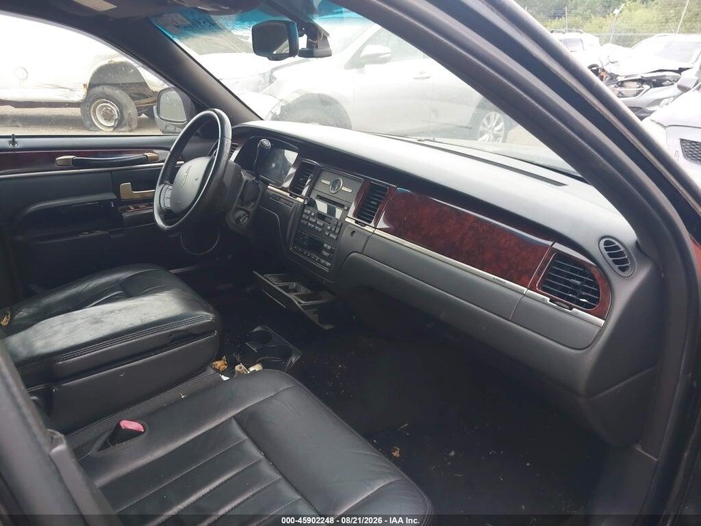 2LNBL8EV4AX622179 2010 LINCOLN TOWN CAR photo no. 5