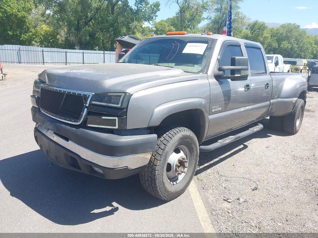 1GCJK33D07F151801 2007 CHEVROLET SILVERADO 3500 CLASSIC photo no. 2