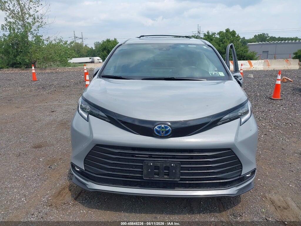 5TDCSKFC2SS173152 2025 TOYOTA SIENNA photo no. 12