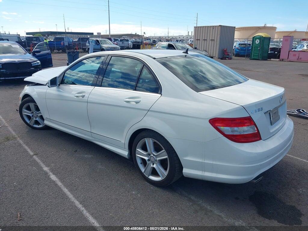 WDDGF5EB3AF363952 2010 MERCEDES-BENZ C 300 photo no. 3