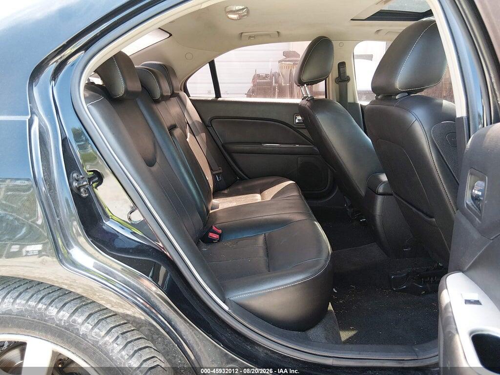 3MEHM0JG6AR615820 2010 MERCURY MILAN photo no. 8
