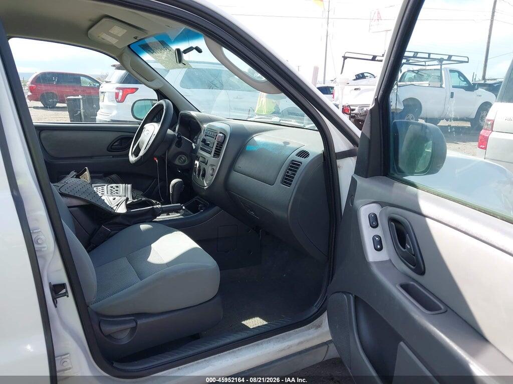 1FMCU03147KB09173 2007 FORD ESCAPE photo no. 5