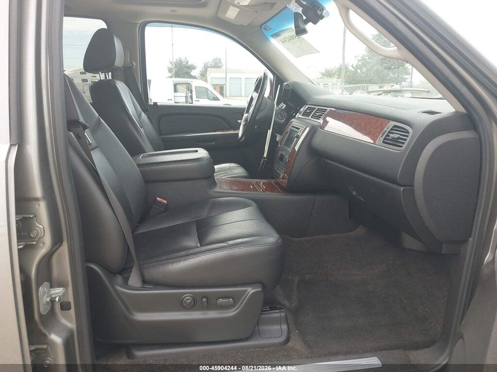 3GNFK12358G290686 2008 CHEVROLET AVALANCHE 1500 photo no. 5