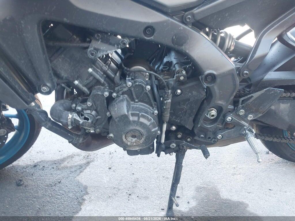 JYARN94Y4SA000752 2025 YAMAHA MT09 photo no. 9
