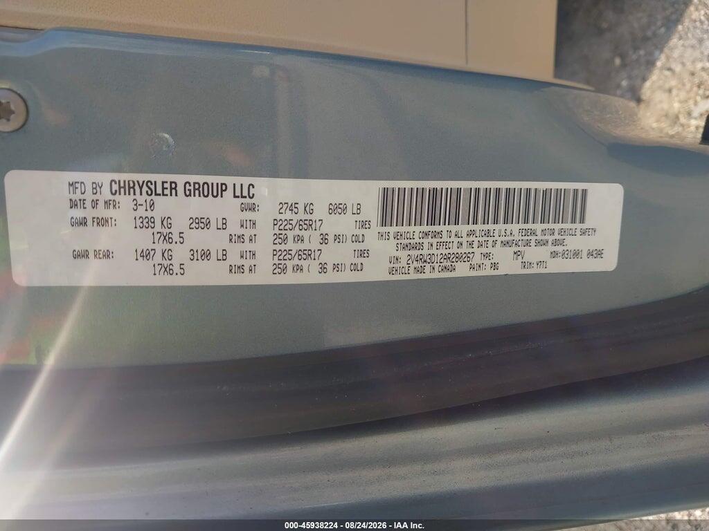 2V4RW3D12AR280267 2010 VOLKSWAGEN ROUTAN photo no. 9