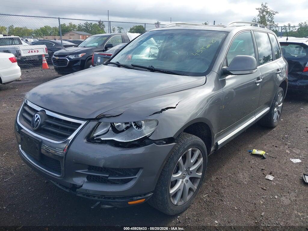 WVGFK7A96AD000360 2010 VOLKSWAGEN TOUAREG photo no. 2