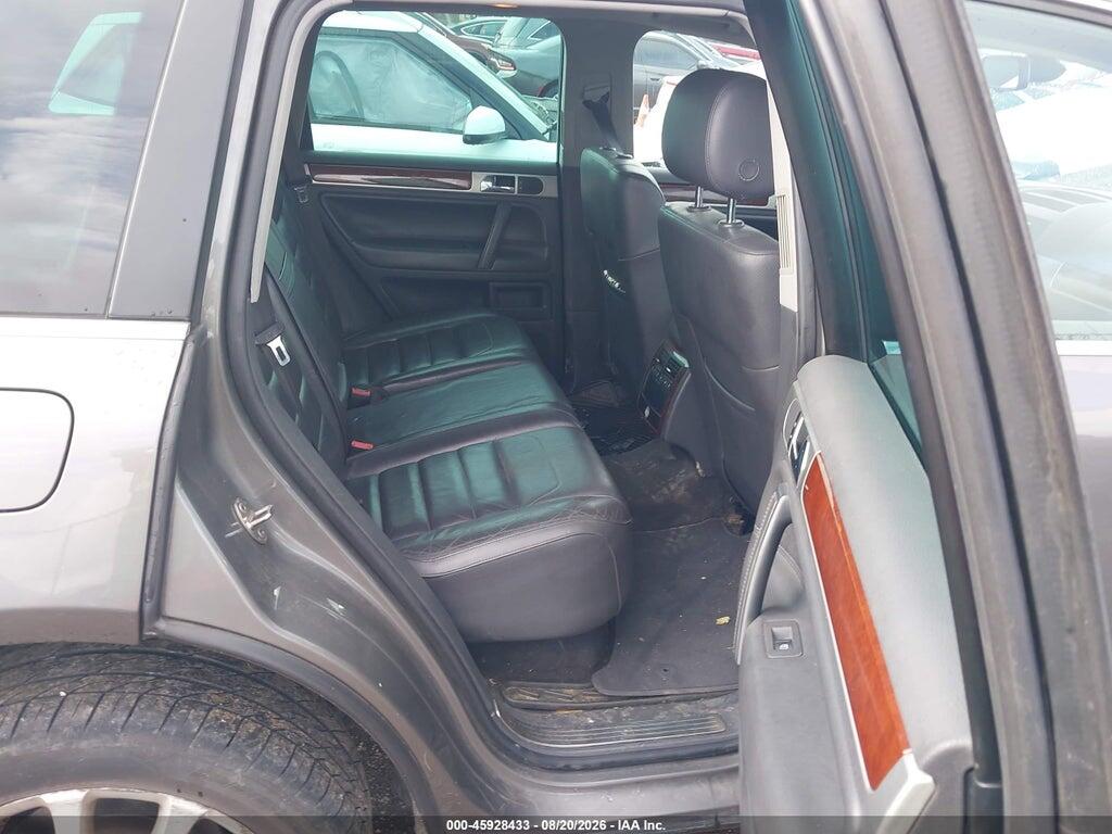 WVGFK7A96AD000360 2010 VOLKSWAGEN TOUAREG photo no. 8