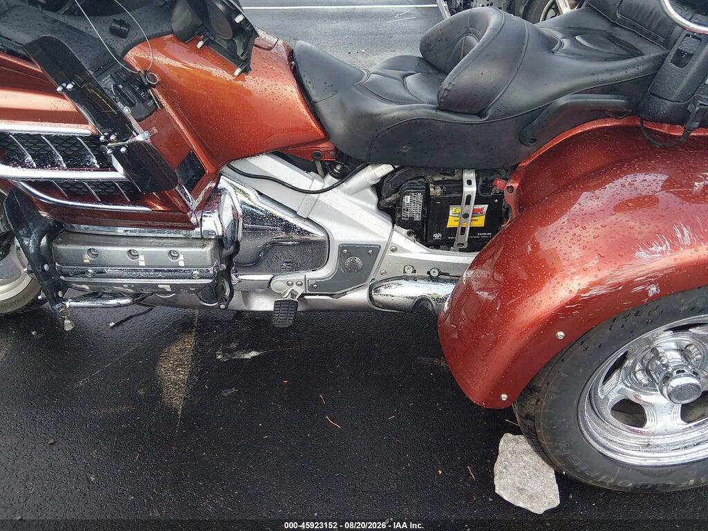 1HFSC47F87A604102 2007 HONDA GL1800 photo no. 9