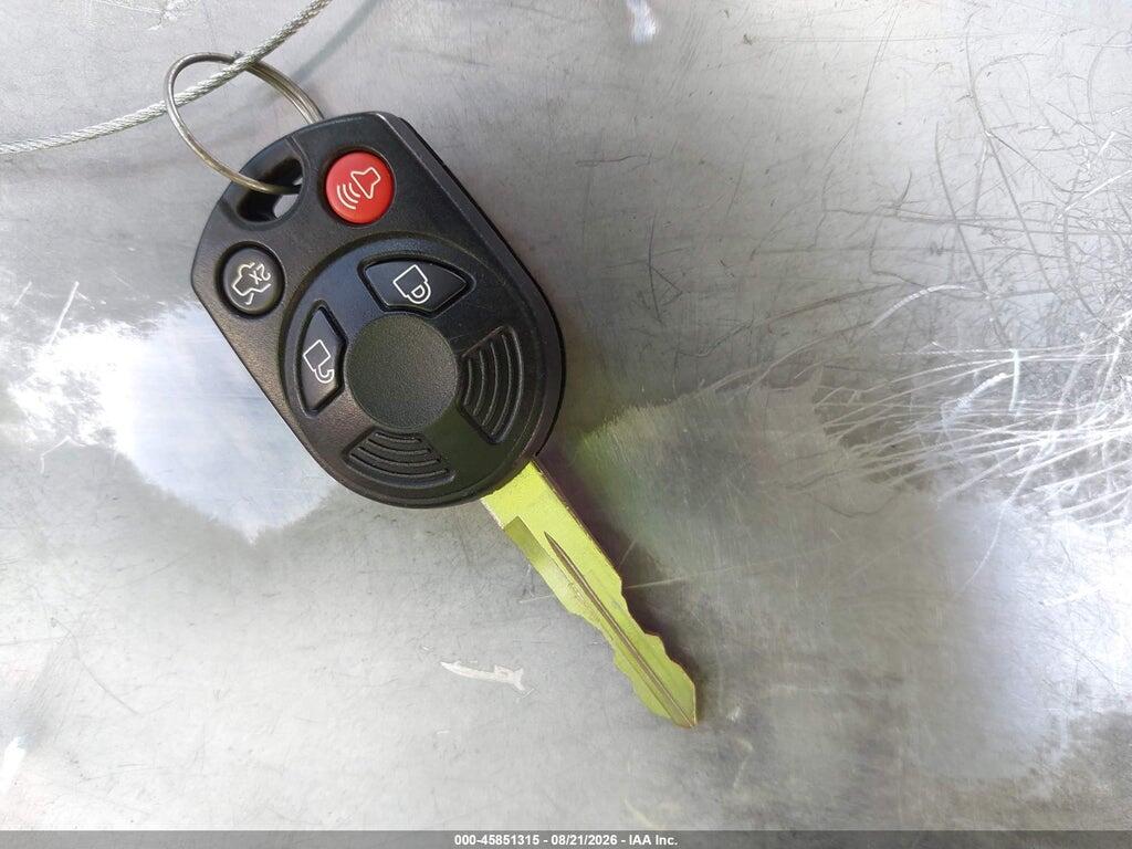 1FMCU93108KE03563 2008 FORD ESCAPE photo no. 11