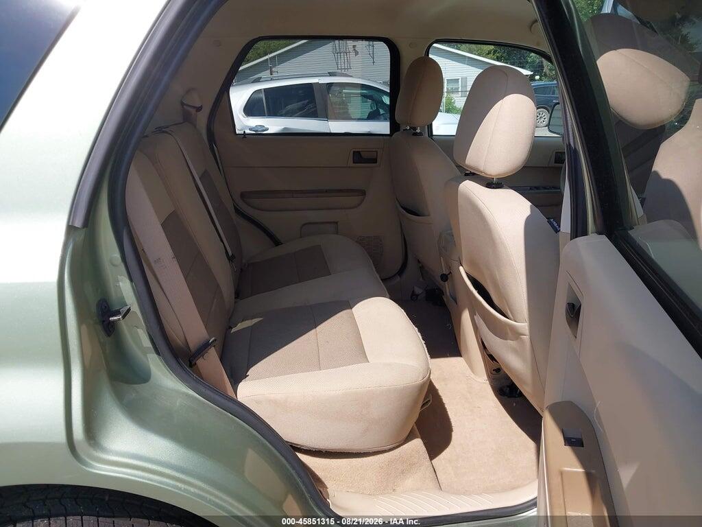 1FMCU93108KE03563 2008 FORD ESCAPE photo no. 8