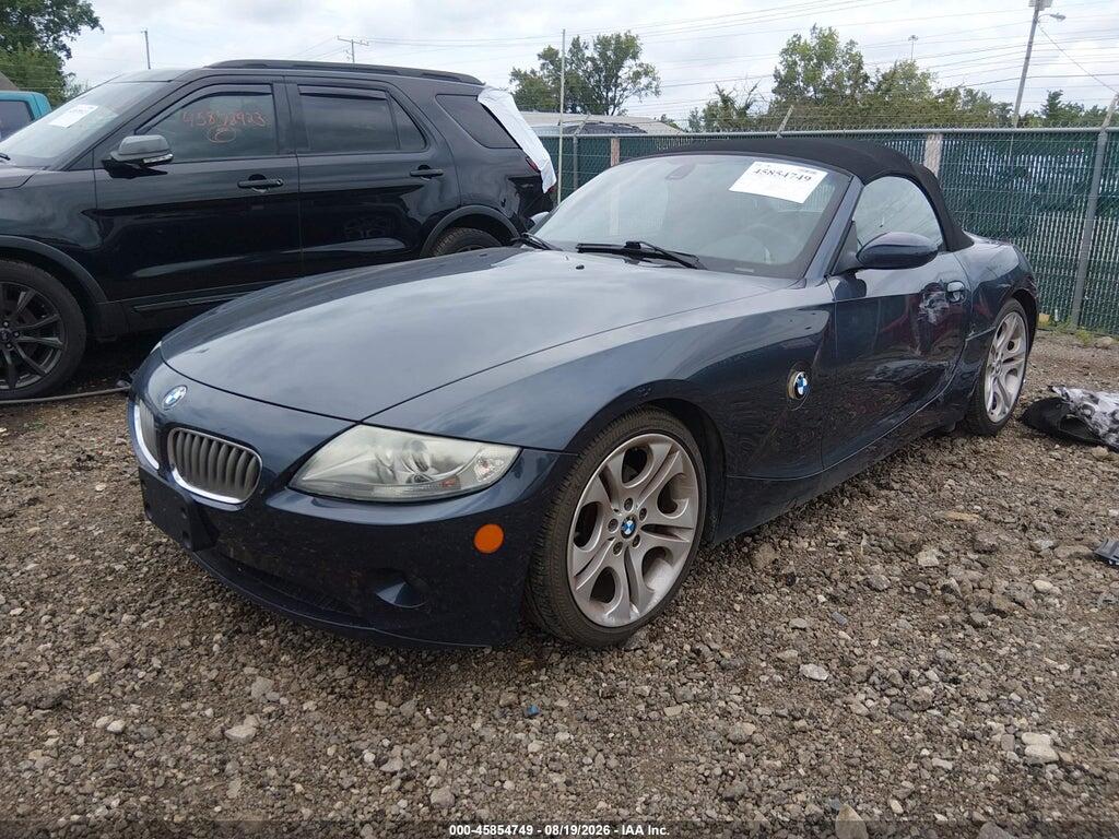 4USBT53535LU11378 2005 BMW Z4 photo no. 2