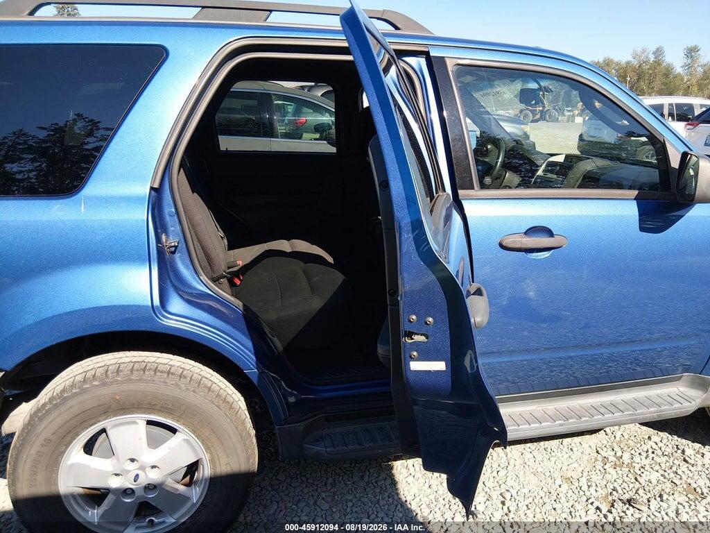1FMCU03749KD13933 2009 FORD ESCAPE photo no. 8