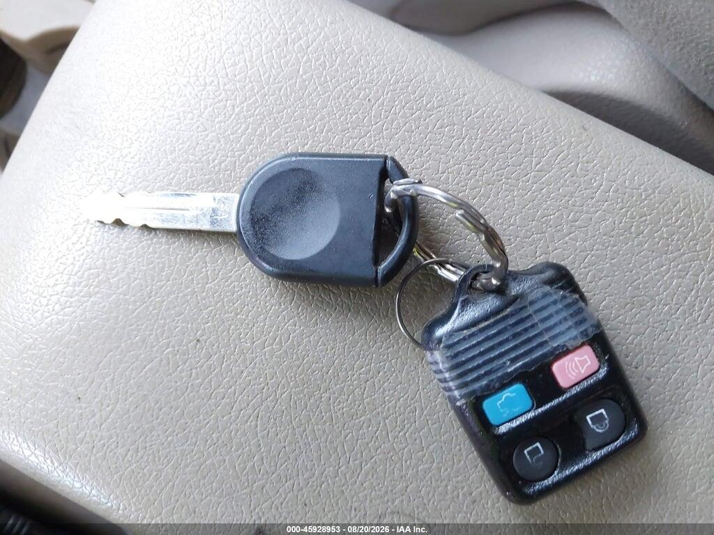 3FAHP08159R168778 2009 FORD FUSION photo no. 11