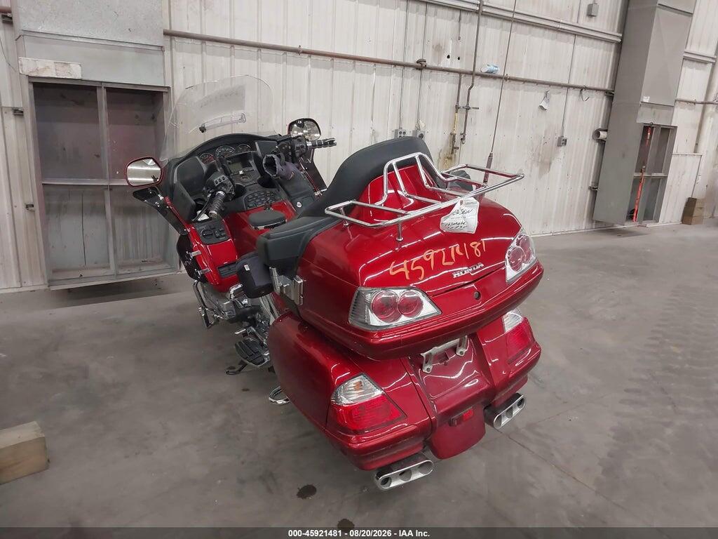 1HFSC47F78A702359 2008 HONDA GL1800 photo no. 3