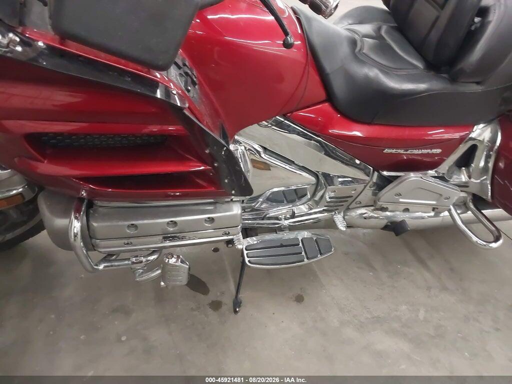 1HFSC47F78A702359 2008 HONDA GL1800 photo no. 9