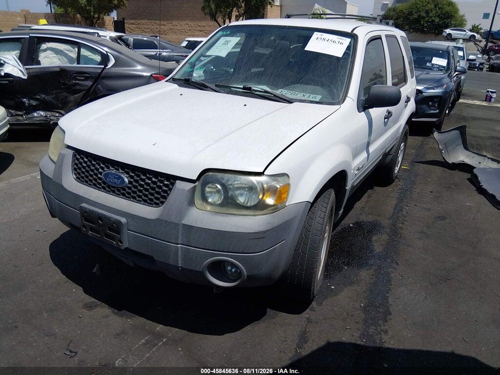 1FMCU96H65KC96510 2005 FORD ESCAPE photo no. 2