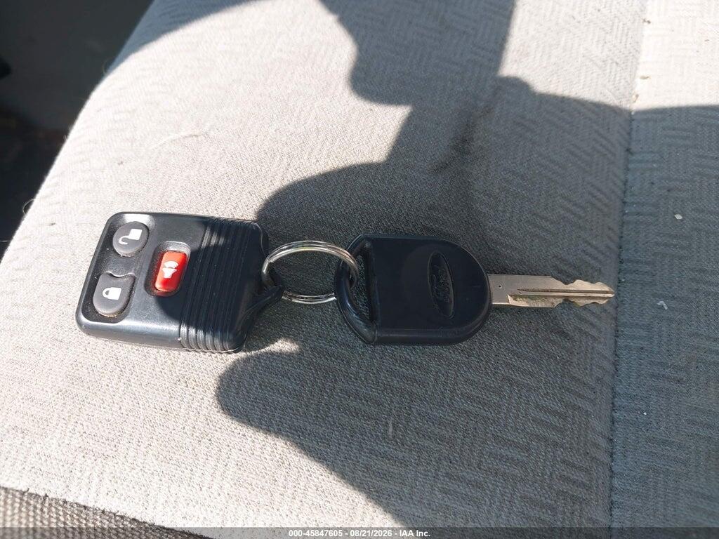 2FMZA52245BA83885 2005 FORD FREESTAR photo no. 11