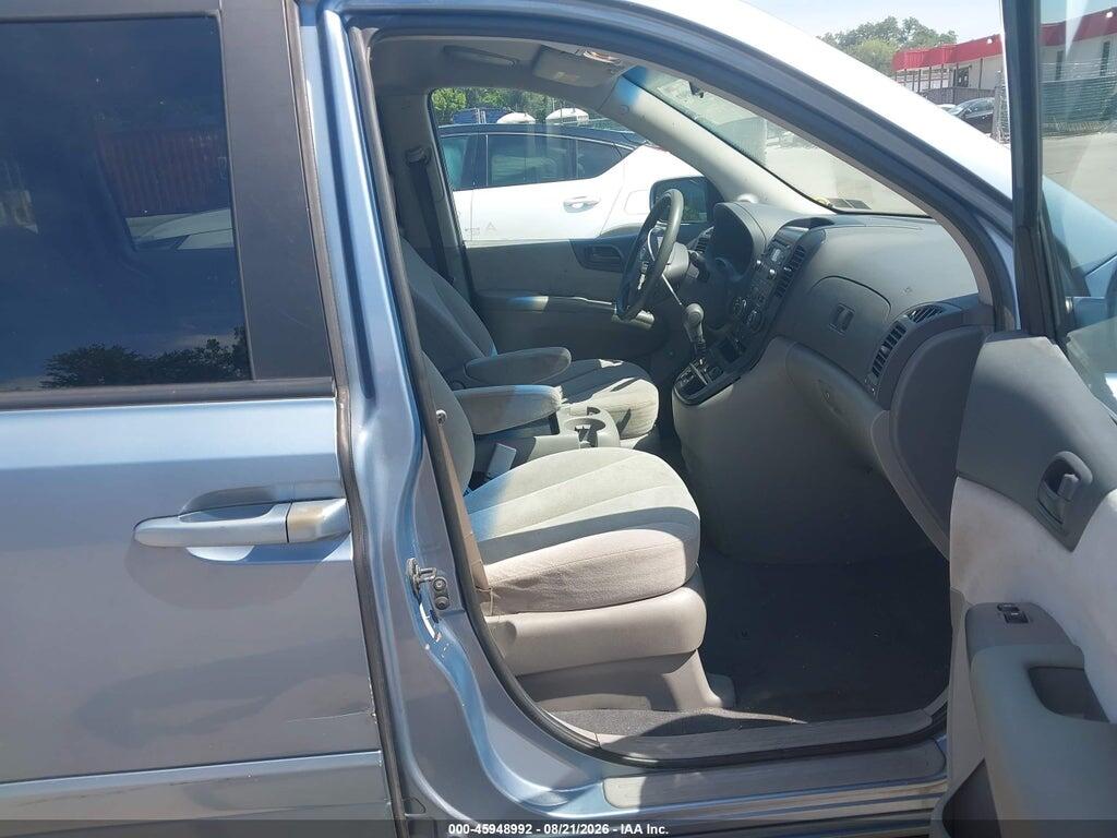 KNDMB233586236701 2008 KIA SEDONA photo no. 5