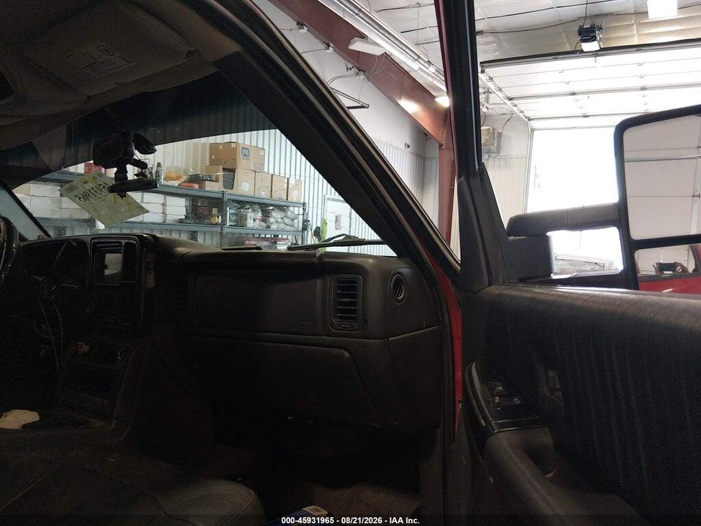 1GTHK232X5F884183 2005 GMC SIERRA 2500HD photo no. 5