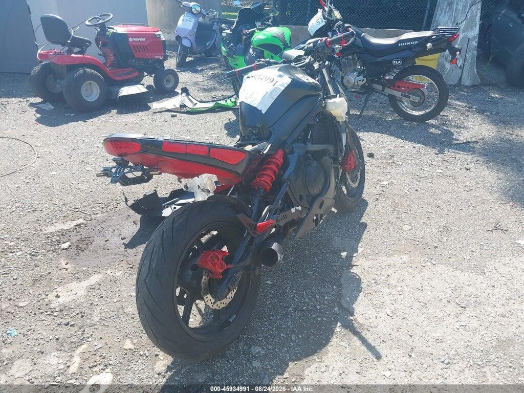 JKAEXEC119DA38391 2009 KAWASAKI EX650 photo no. 4