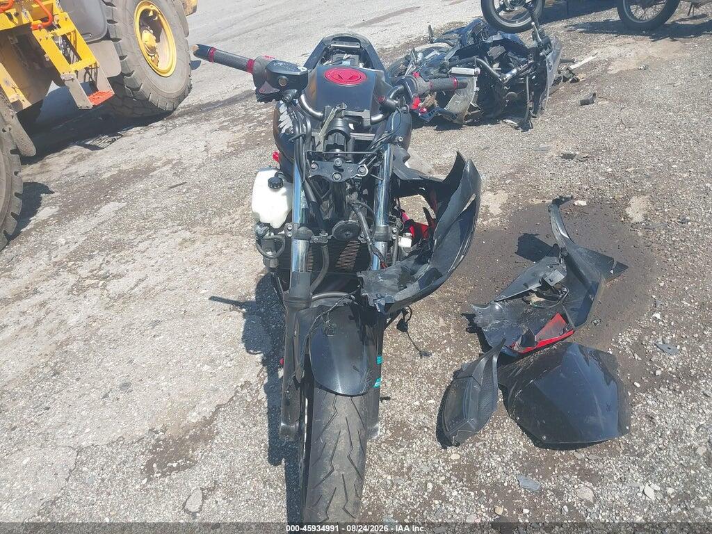 JKAEXEC119DA38391 2009 KAWASAKI EX650 photo no. 5