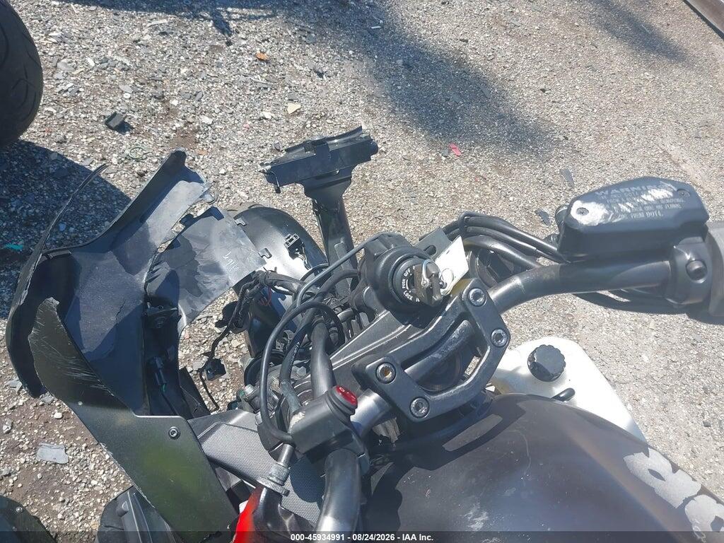 JKAEXEC119DA38391 2009 KAWASAKI EX650 photo no. 7
