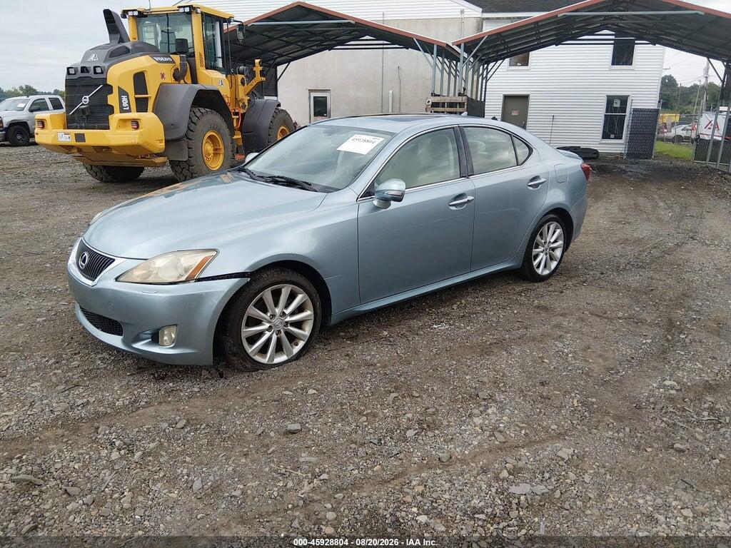 JTHCK262595032226 2009 LEXUS IS 250 photo no. 2