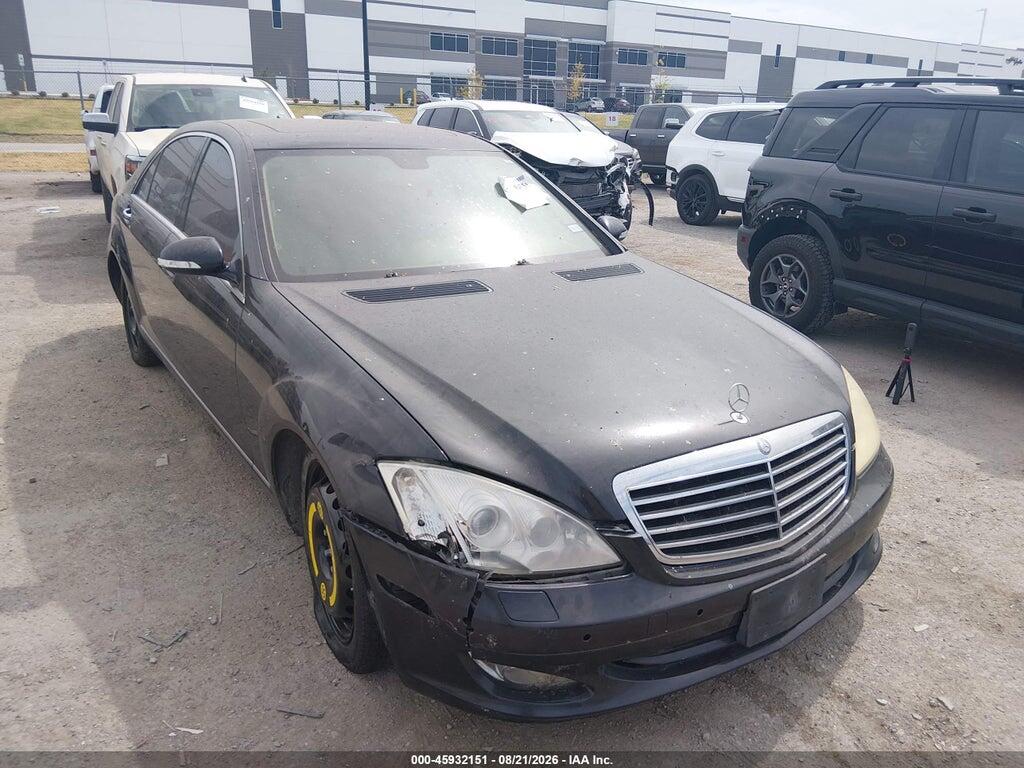 2008 MERCEDES-BENZ S 550 WDDNG86X08A179429