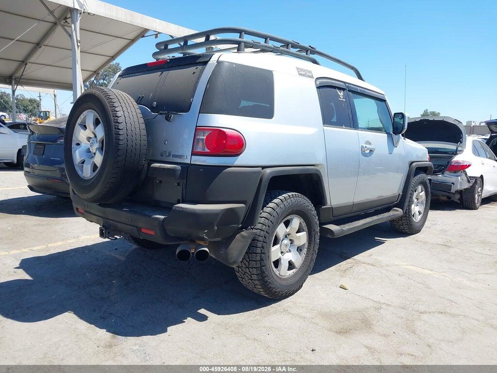 JTEZU11F370015246 2007 TOYOTA FJ CRUISER photo no. 4