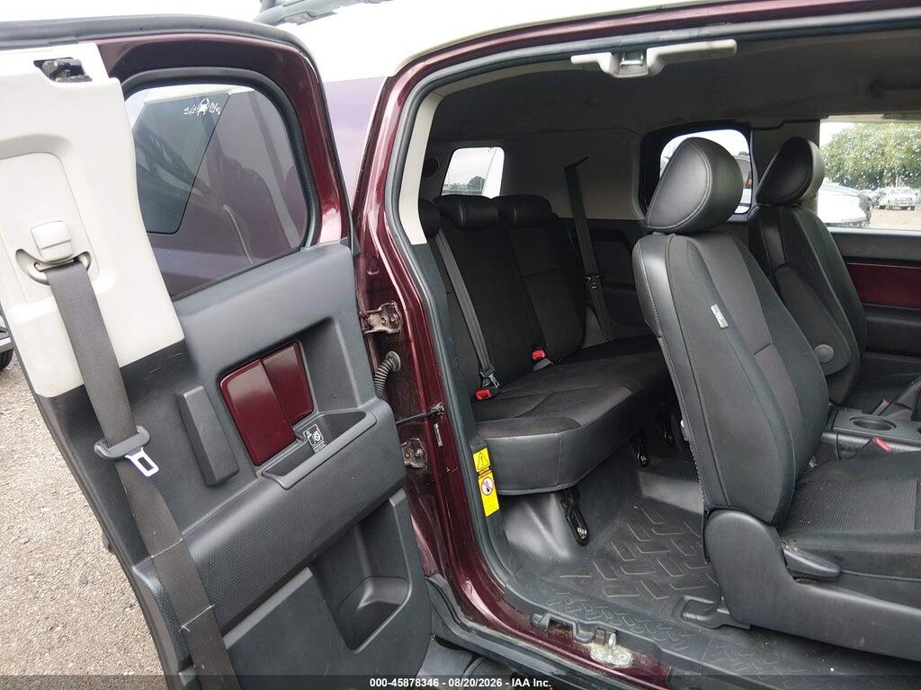 JTEBU11F070073929 2007 TOYOTA FJ CRUISER photo no. 8