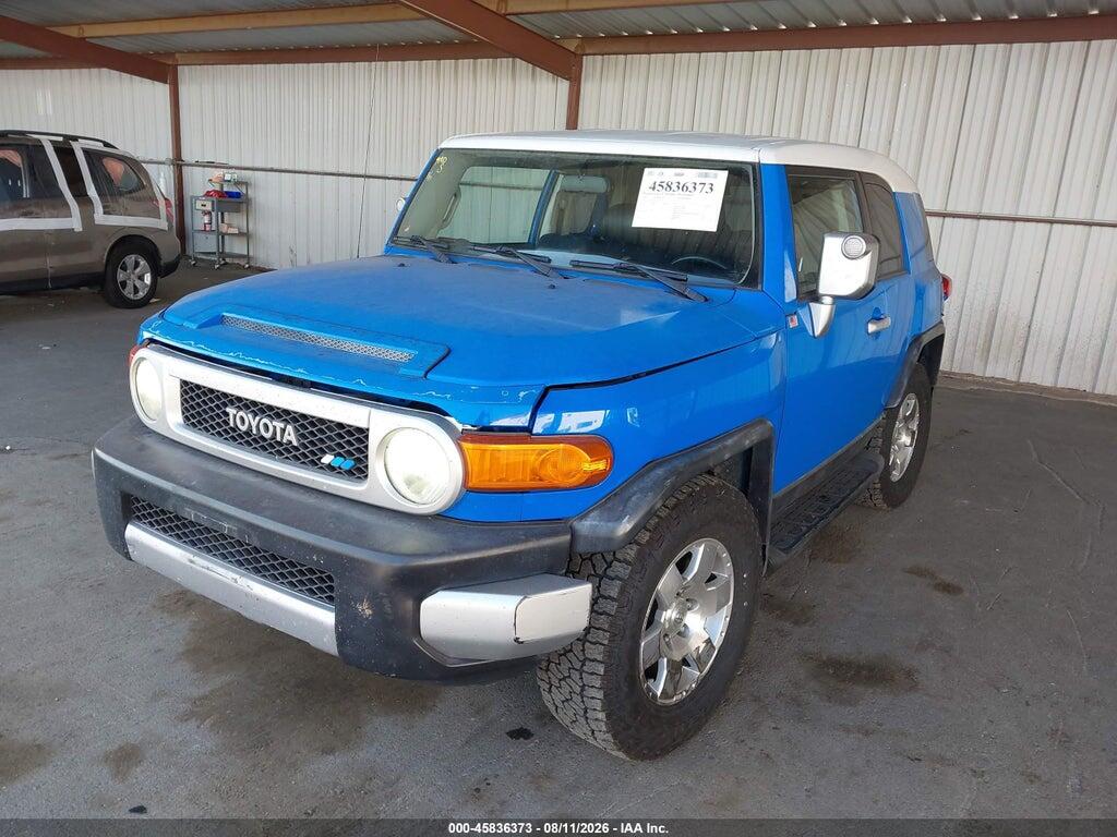 JTEZU11F070017617 2007 TOYOTA FJ CRUISER photo no. 2