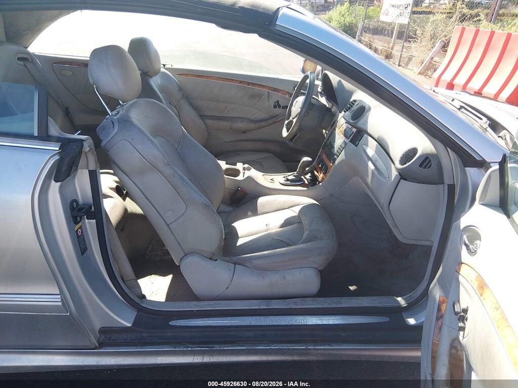 WDBTK65J35F161263 2005 MERCEDES-BENZ CLK 320 photo no. 5