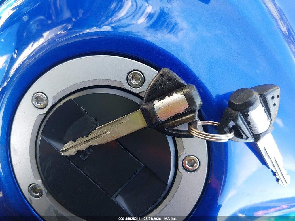JS1GN7EA482100798 2008 SUZUKI GSX-R600 photo no. 11
