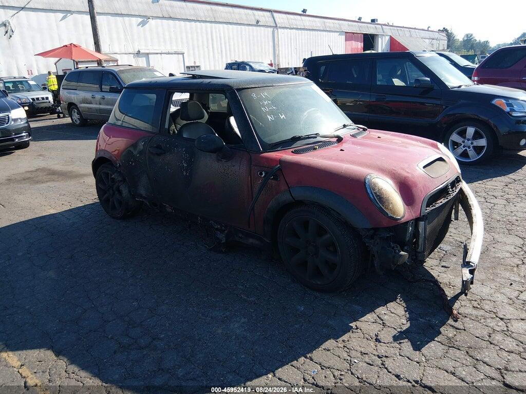 2005 MINI COOPER S WMWRE33465TD94540