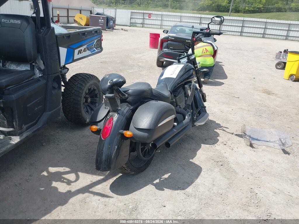 5VPPB26D783001799 2008 VICTORY MOTORCYCLES KINGPIN photo no. 4