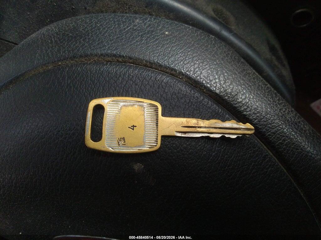 1XP7DB9X05D862910 2005 PETERBILT 387 photo no. 11