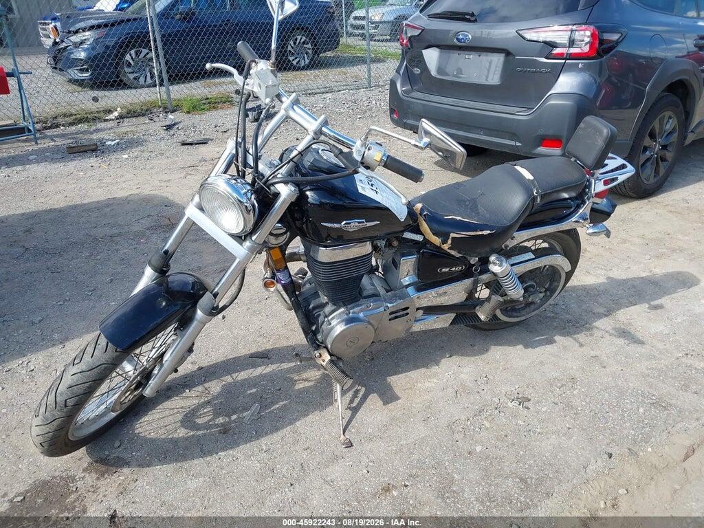 JS1NP41A352103631 2005 SUZUKI LS650 photo no. 2