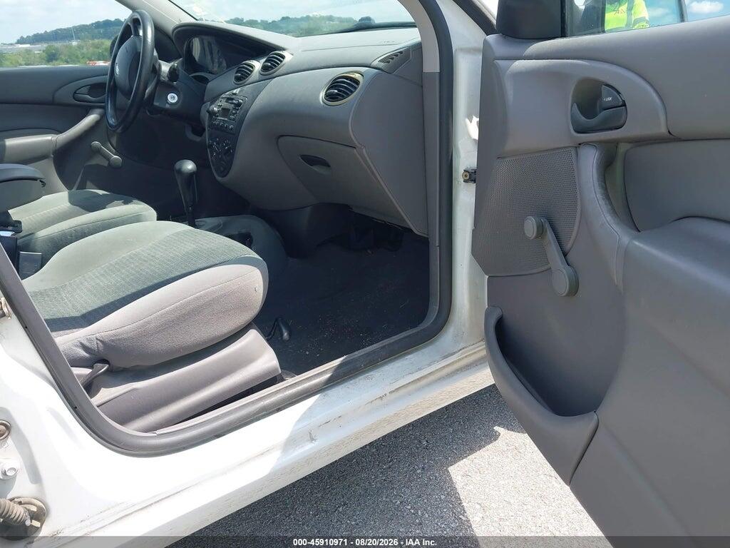 1FAFP33P83W340911 2003 FORD FOCUS photo no. 5