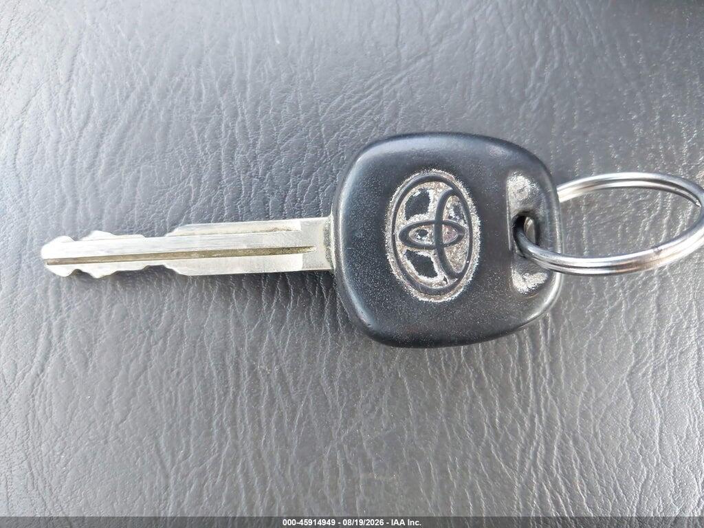 2T1BY32E15C353789 2005 TOYOTA COROLLA photo no. 11