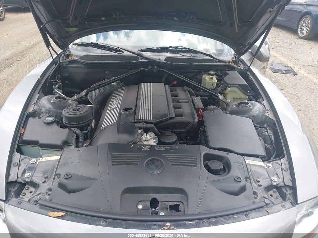 4USBT53594LT25104 2004 BMW Z4 photo no. 10
