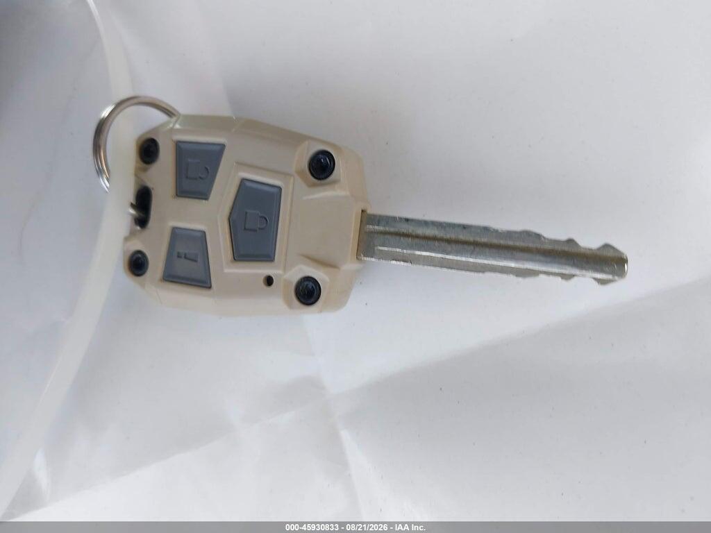 JTEHT05J652075353 2005 TOYOTA LAND CRUISER photo no. 11