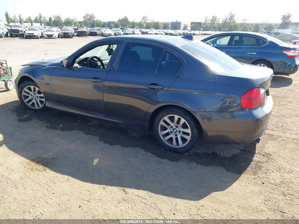 WBAVB13596PT22114 2006 BMW 325I photo no. 3