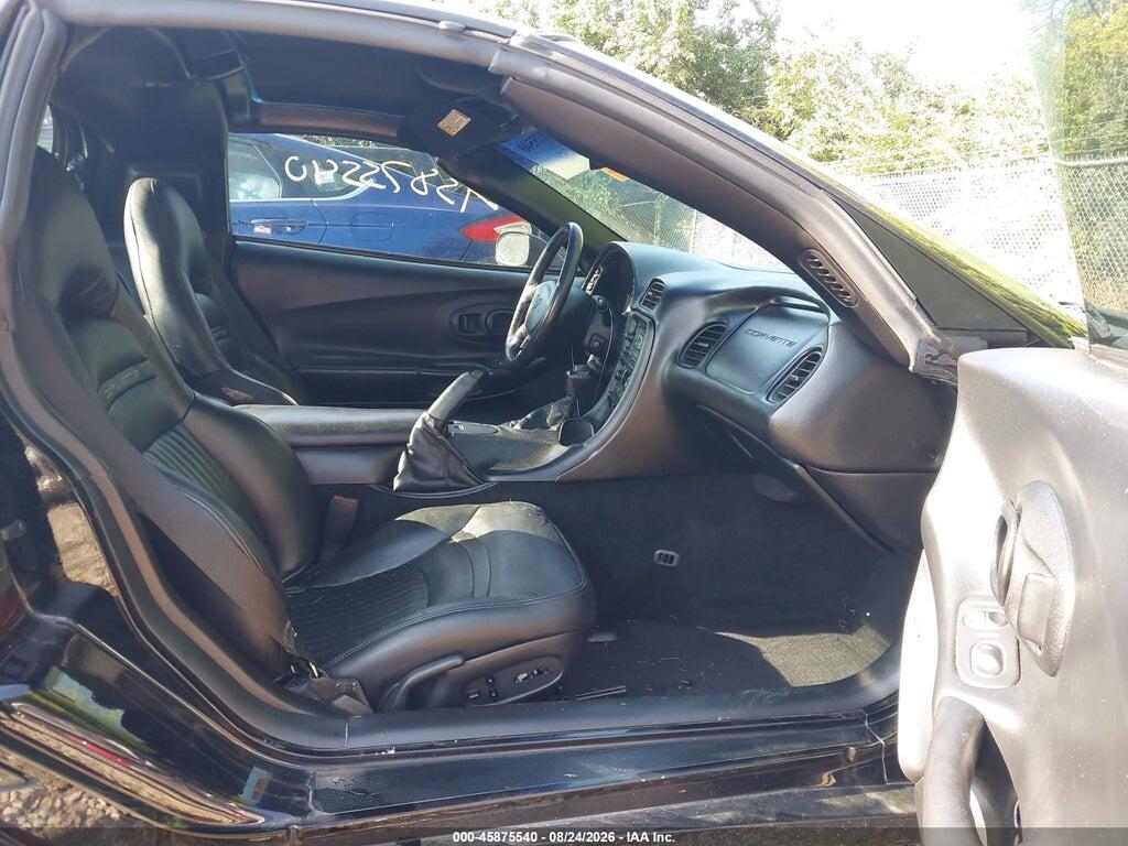 1G1YY22G845106232 2004 CHEVROLET CORVETTE photo no. 5