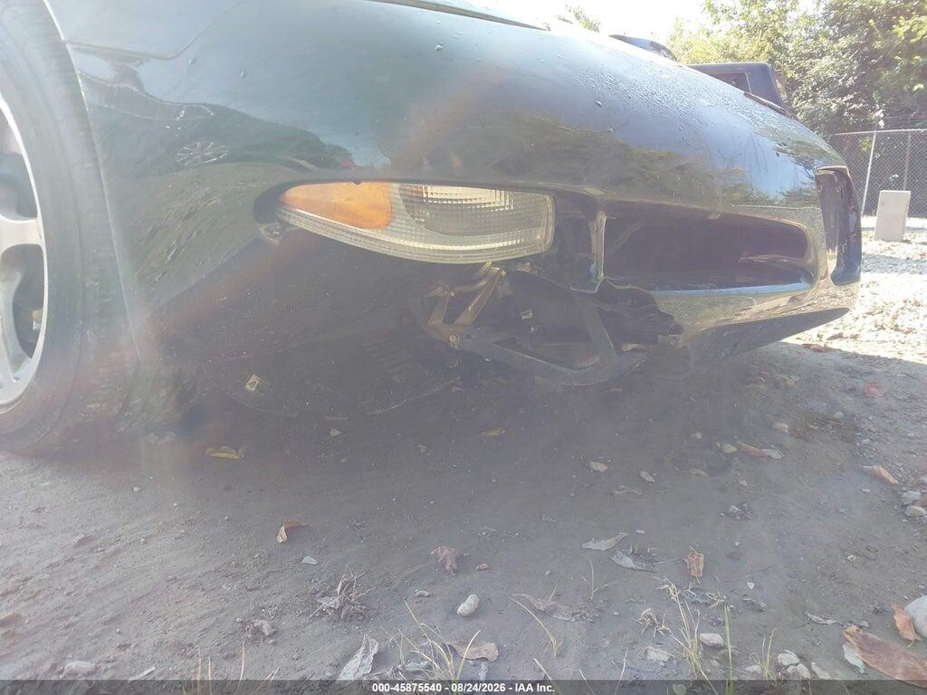 1G1YY22G845106232 2004 CHEVROLET CORVETTE photo no. 6