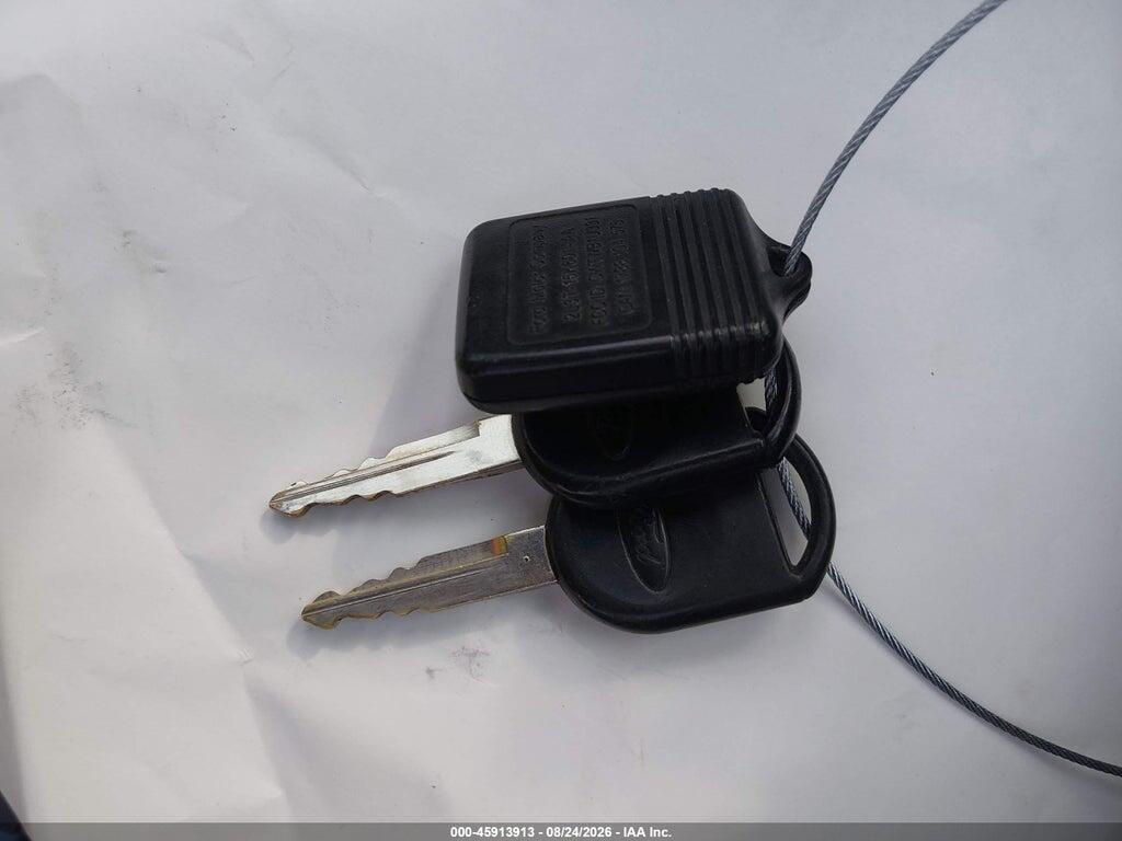 2FMZA51624BA73665 2004 FORD FREESTAR photo no. 11