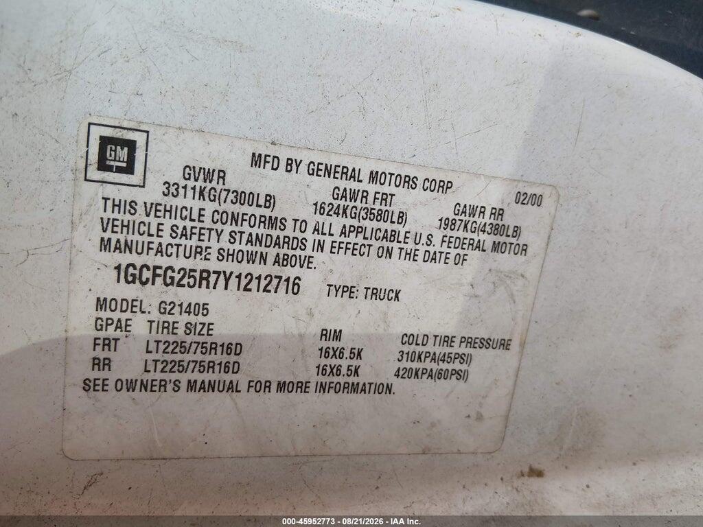 1GCFG25R7Y1212716 2000 CHEVROLET EXPRESS photo no. 9